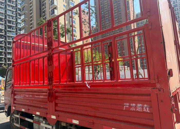 二手上汽轻卡(原上汽跃进) 102马力 载货车