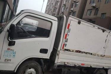 二手跃进 小福星S50 1.5L 110马力 汽油 单排厢式售货车(国五) 单桥 五菱柳机二手载货车图片