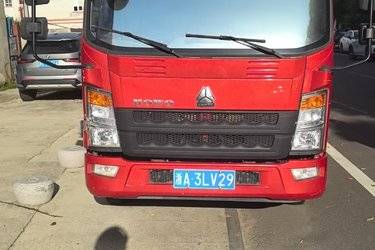 二手中国重汽HOWO 追梦 130马力 舞台车(国六) 单桥 潍柴二手载货车图片