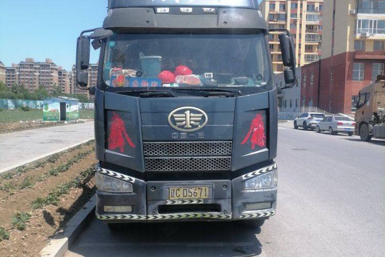 二手一汽解放 280马力 载货车