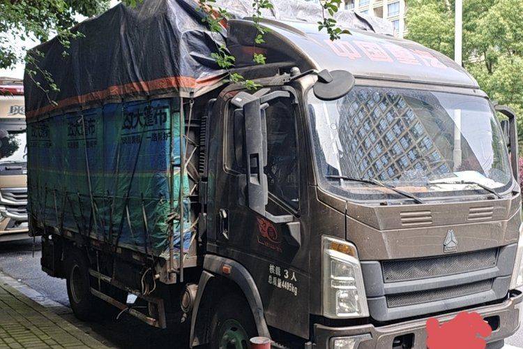 二手重汽HOWO轻卡 160马力 载货车