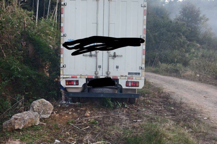 二手江铃汽车 129马力 载货车