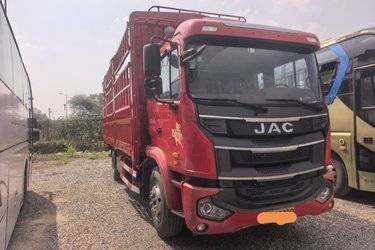 二手江淮 格尔发K5L中卡 220马力 4X2 6.8米仓栅式载货车(国五) 单桥 锡柴二手载货车 黄牌