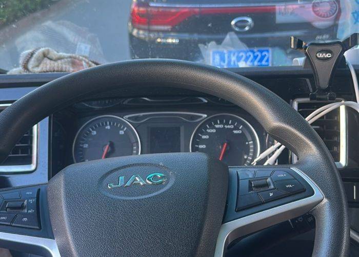 二手江淮康铃 162马力 载货车