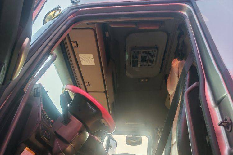 二手现代商用车 430马力 载货车