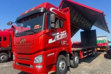 二手青岛解放 JH6 350马力 6X2 9.5米厢式载货车(国六) 前四后四 锡柴二手载货车 黄牌