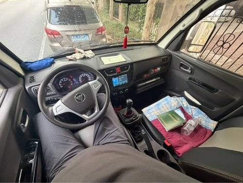福田祥菱 122马力 载货车