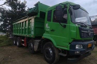 二手东风商用车 天锦VR重卡 320马力 8X4 6米自卸车(国六) 前四后八 东风康明斯二手自卸车 黄牌图片