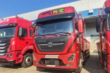 二手东风商用车 天龙KL重卡 绿通版 465马力 8X4 9.4米栏板载货车(国五) 前四后八 雷诺二手载货车 黄牌图片