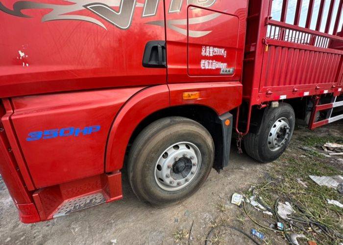二手青岛解放 350马力 载货车