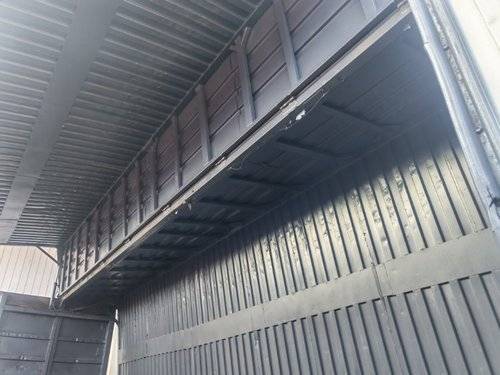 东风商用车 245马力 载货车