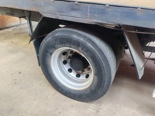 东风商用车 245马力 载货车