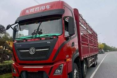 二手东风商用车 天龙KL重卡 465马力 8X4 9.6米仓栅式载货车(国五) 前四后八 雷诺二手载货车 黄牌