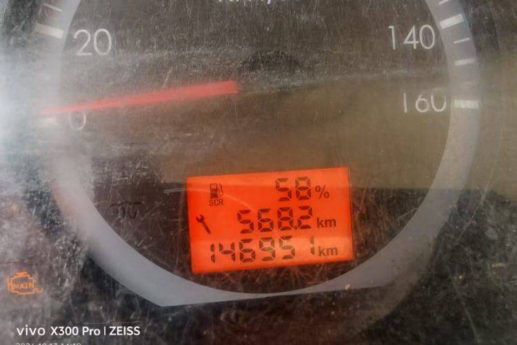 二手东风多利卡 180马力 载货车