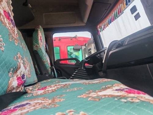 东风商用车 245马力 载货车