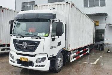 二手东风商用车 天锦KR中卡 舒适版 220马力 4X2 9.8米厢式载货车(东风)(高顶)(国六) 单桥 东风二手载货车 黄牌图片