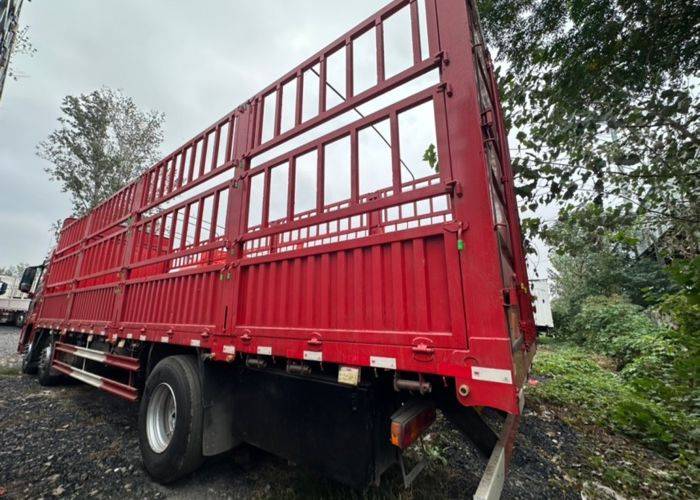 二手青岛解放 350马力 载货车