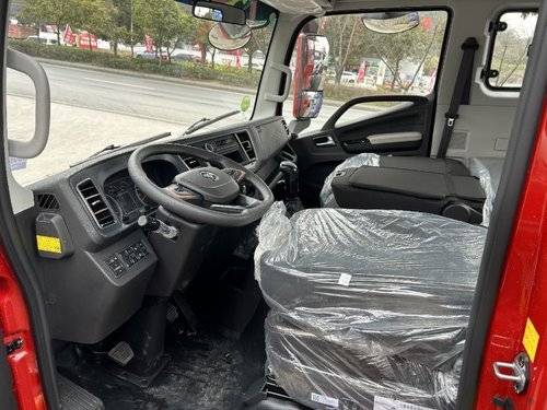 福田奥铃 185马力 载货车