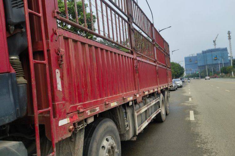二手东风商用车 465马力 载货车