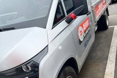 二手菱势汽车黄金大卡 3.8米单排纯电动栏板微卡 宁德时代55.64kWh  二手电动卡车电动载货车图片