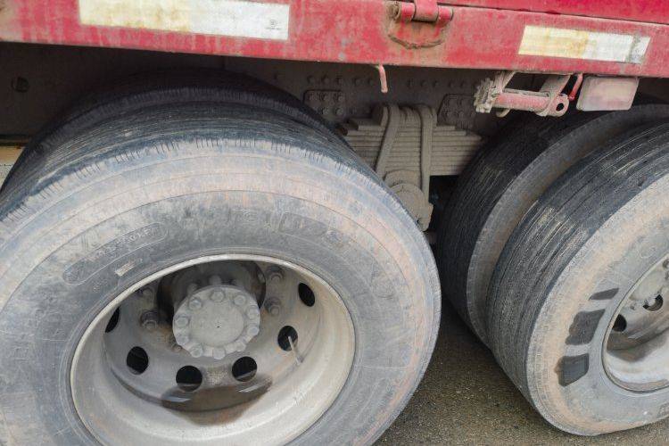 二手东风商用车 465马力 载货车