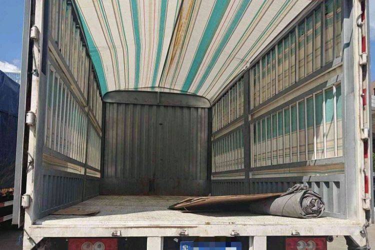 福田奥铃 185马力 载货车