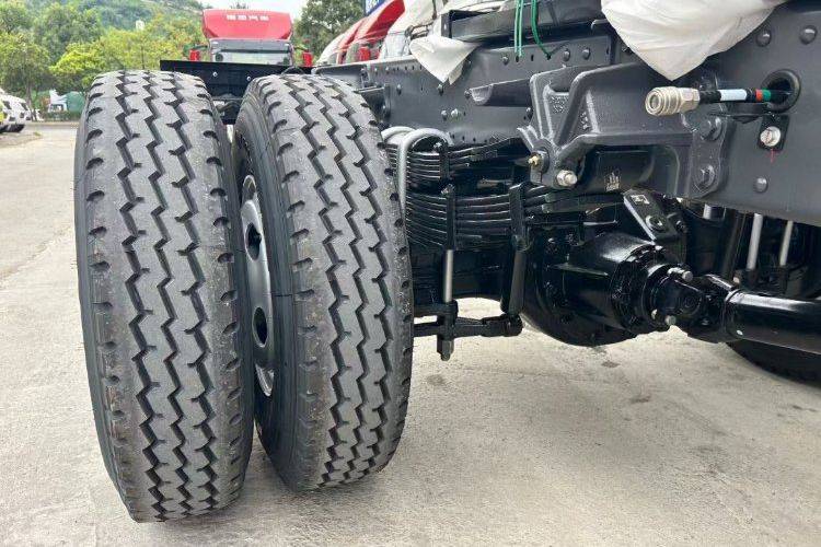 福田奥铃 185马力 载货车
