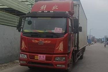 二手一汽解放 J6L中卡 180马力 4X2 7.7米厢式载货车底盘(国五) 单桥 一汽解放二手载货车 黄牌图片