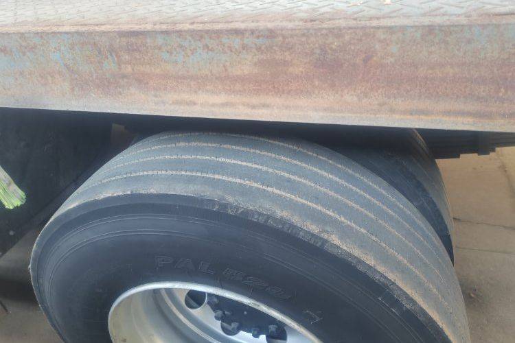二手东风商用车 340马力 载货车