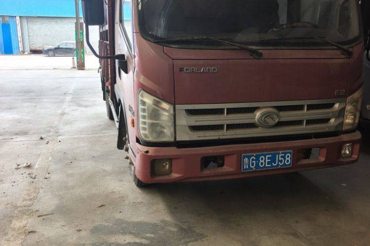 二手福田瑞沃 160马力 载货车
