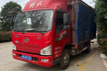 二手解放 J6F 150马力 4.21米单排仓栅式轻卡(国五) 单桥 大柴二手载货车 蓝牌