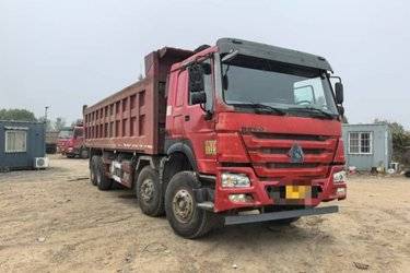 二手中国重汽 HOWO重卡 380马力 8X4 8.5米自卸车(国五) 前四后八 中国重汽二手自卸车 黄牌图片