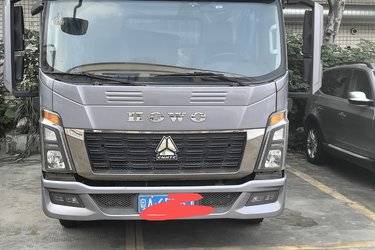 二手中国重汽HOWO 统帅G3W 160马力 4.2米单排轻卡底盘(国六) 单桥 潍柴二手载货车图片