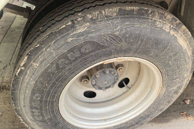 二手江铃汽车 116马力 载货车