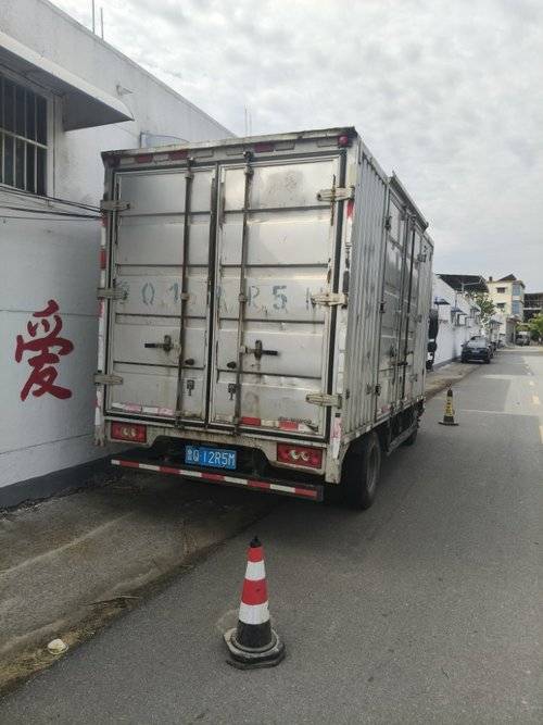 福田奥铃 110马力 载货车