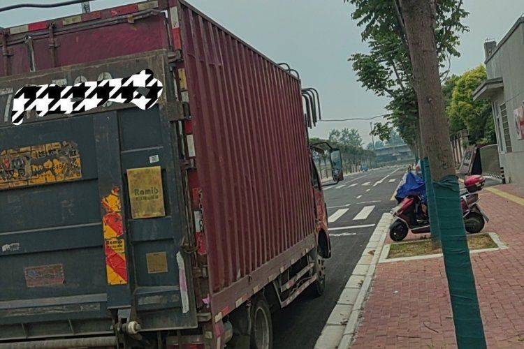 二手东风凯普特 115马力 载货车