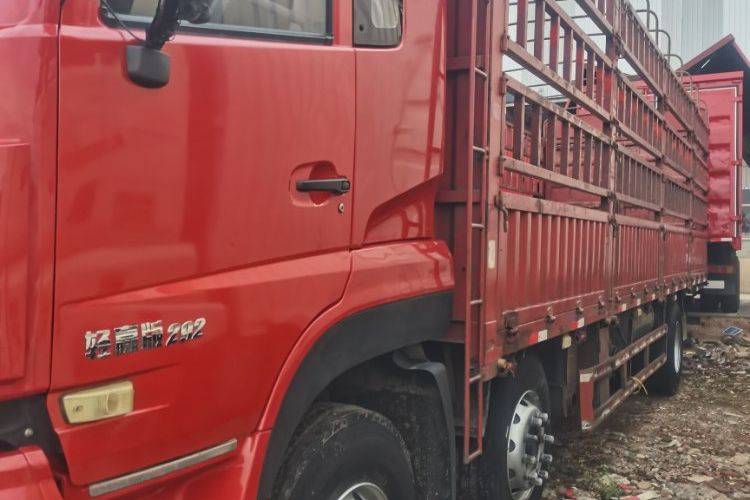 二手东风商用车 292马力 载货车