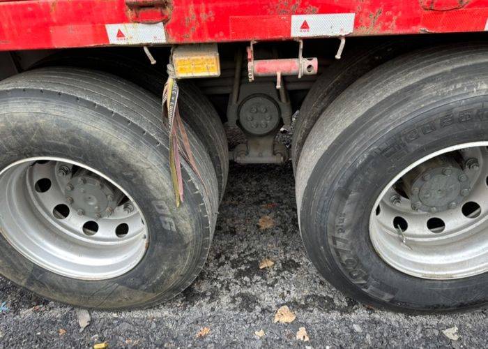 二手重汽汕德卡 480马力 载货车