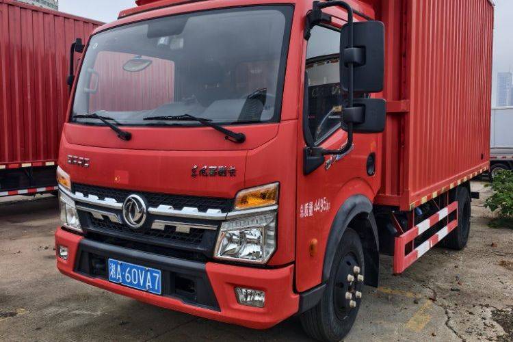 二手东风多利卡 152马力 载货车