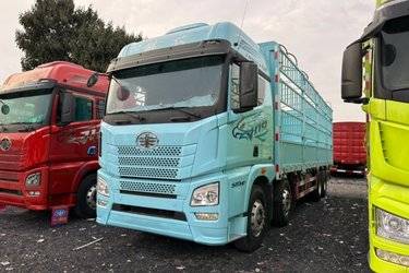 二手青岛解放 JH6 智享版 520马力 8X4 9.5米AMT自动档栏板载货车(国六) 前四后八 锡柴二手载货车 黄牌图片