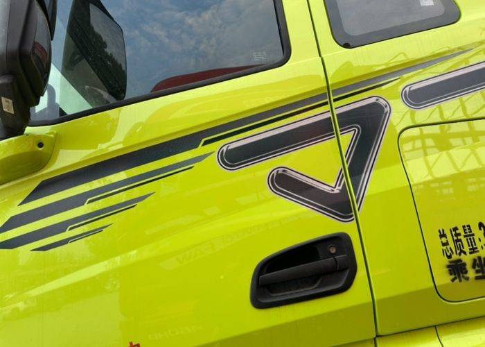 一汽解放 460马力 载货车