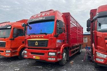 二手中国重汽 汕德卡SITRAK G5重卡 290马力 6X2 6.8米仓栅式载货车(国六) 前四后四 曼二手载货车 黄牌