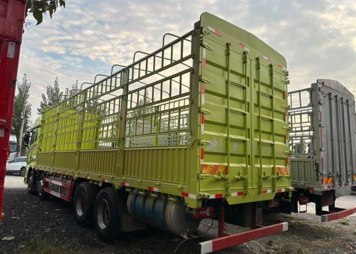 一汽解放 460马力 载货车
