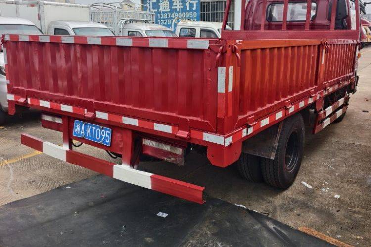 二手江淮骏铃 156马力 载货车
