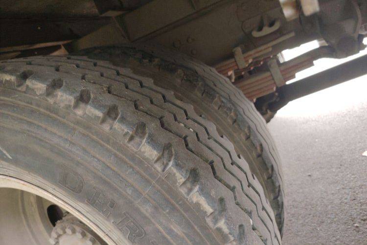 二手福田瑞沃 160马力 载货车