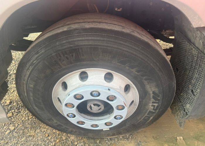 二手一汽解放 560马力 载货车