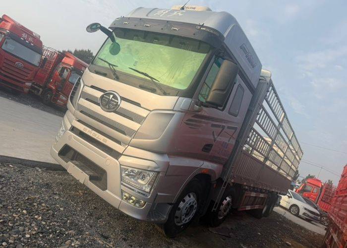 二手一汽解放 560马力 载货车