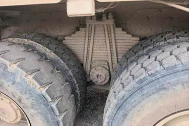 二手福田欧曼 昆仑 加强型 520马力 8X4 8米自卸车(国六) 前四后八 福田康明斯二手自卸车 黄牌图片