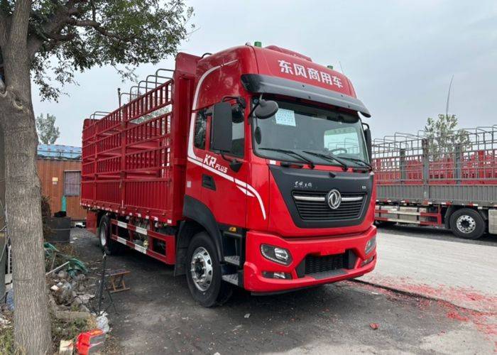 二手东风商用车 330马力 载货车