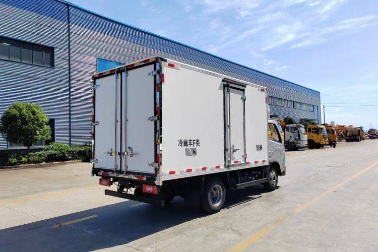 二手福田欧马可 150马力 专用车